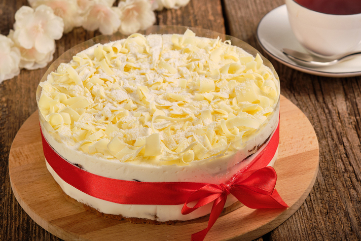 Tort Shvejcarskij morkovnyj 0,9kg 0
