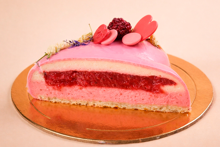 Торт Клубника со сливками 500гр 2 - фудмаркет «Ватрушка» Торт Клубника со сливками 500гр 2