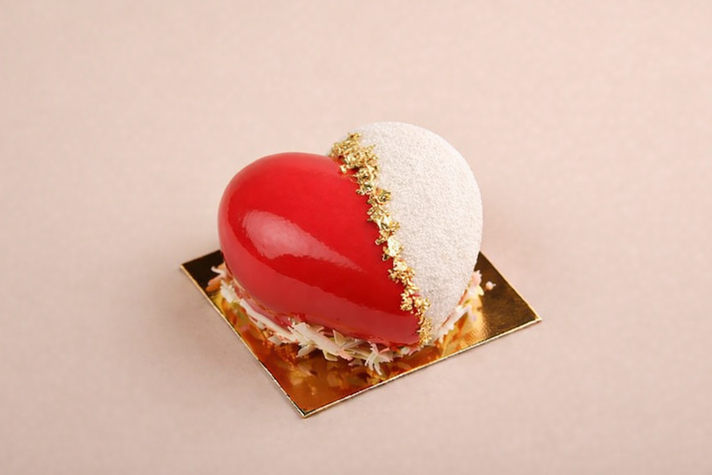 Пирожное Клубника со сливками 90гр 4