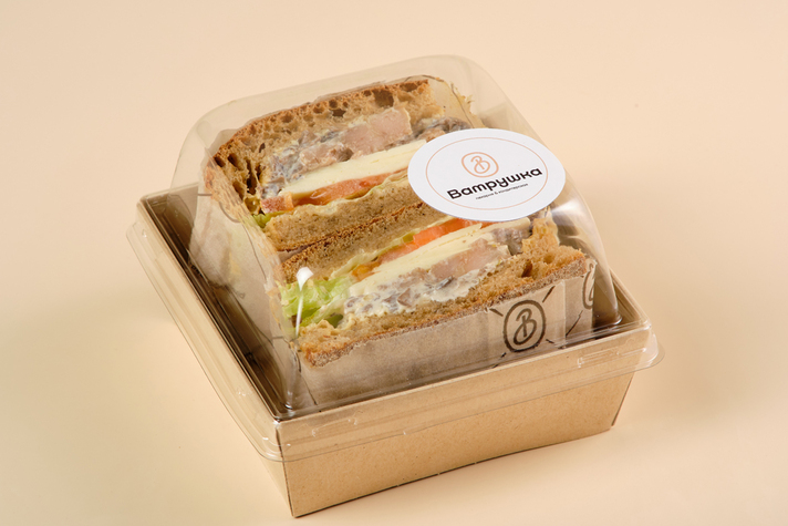 Мега-Сэндвич с цыпленком и грибным рагу на чиабатте пшеничной 350гр 1