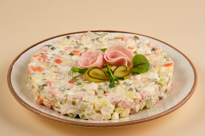 Оливье с ветчиной 700гр 0