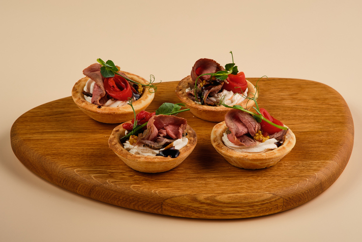 Тарталетки с ростбифом, печеным перцем и зернистой горчицей 4шт/150гр 0