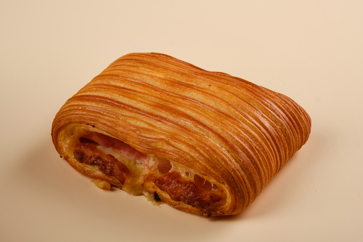 Слойка Турнель с ветчиной и сыром 110гр 0