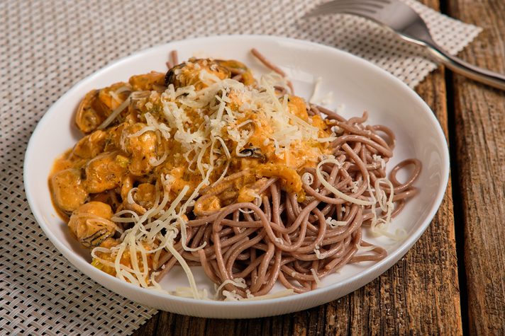 Soba s midiyami i slivochno-tomatnym sousom 300gr 0