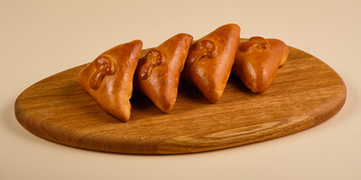 Мини-пирожки картофель-грибы 4шт/200гр - фудмаркет «Ватрушка» Мини-пирожки картофель-грибы 4шт/200гр