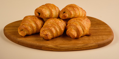 Мини круассан с шоколадной начинкой 5шт/200гр - фудмаркет «Ватрушка» Мини круассан с шоколадной начинкой 5шт/200гр