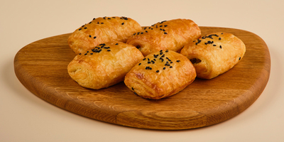 Мини слойка с картофельной начинкой и грибами 5шт/150гр - фудмаркет «Ватрушка» Мини слойка с картофельной начинкой и грибами 5шт/150гр