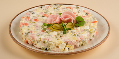 Оливье с ветчиной 700гр - фудмаркет «Ватрушка» Оливье с ветчиной 700гр