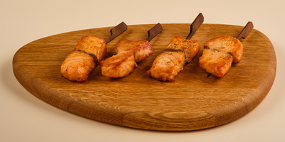 Брошет из лосося 4шт/120гр - фудмаркет «Ватрушка» Брошет из лосося 4шт/120гр