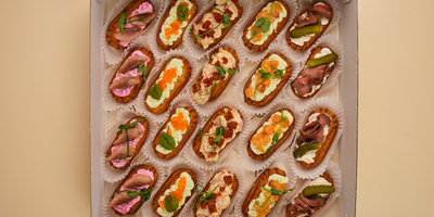 Сет мини эклеров 20шт/590гр - фудмаркет «Ватрушка» Сет мини эклеров 20шт/590гр