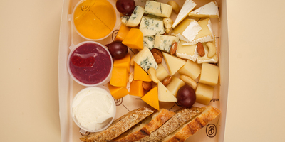 Сырный сет 400гр - фудмаркет «Ватрушка» Сырный сет 400гр