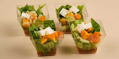 Мини-салат с печеной тыквой, сыром фета и лепестками арахиса 4шт/280гр - фудмаркет «Ватрушка» Мини-салат с печеной тыквой, сыром фета и лепестками арахиса 4шт/280гр