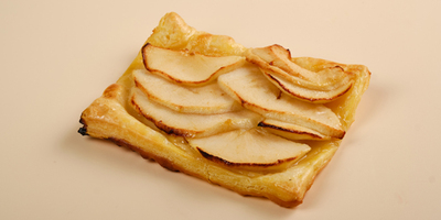 Слойка Довиль с яблоками 120гр 